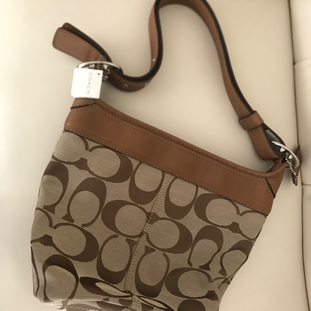 Coach Signature Handbag - Picture 5 of 8